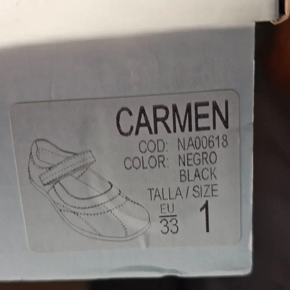 Bobble Carmen Toddler Black Soft Synthetic Leather Strap Shoes Size 1 NWT - Picture 8 of 8